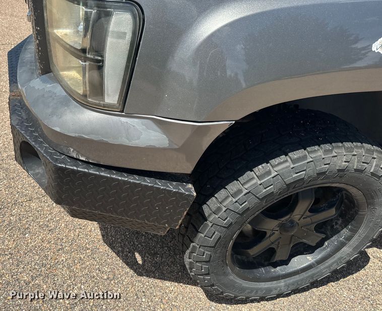 image for item EJ2825 2007 GMC  Sierra 1500 Crew Cab pickup truck