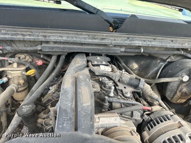 image for item EJ2825 2007 GMC  Sierra 1500 Crew Cab pickup truck