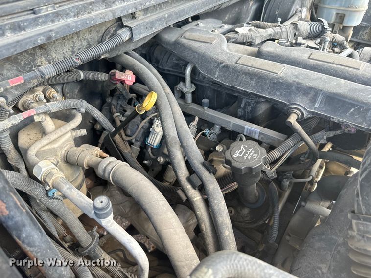 image for item EJ2825 2007 GMC  Sierra 1500 Crew Cab pickup truck