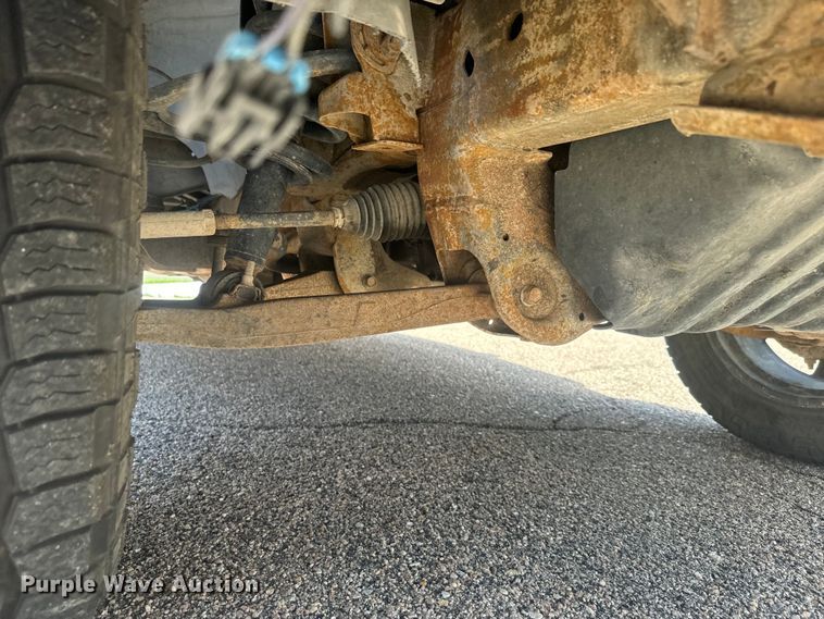 image for item EJ2825 2007 GMC  Sierra 1500 Crew Cab pickup truck