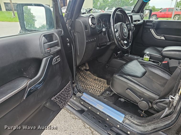 image for item EJ5485 2013 Jeep Wrangler  SUV