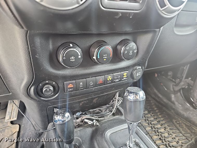 image for item EJ5485 2013 Jeep Wrangler  SUV