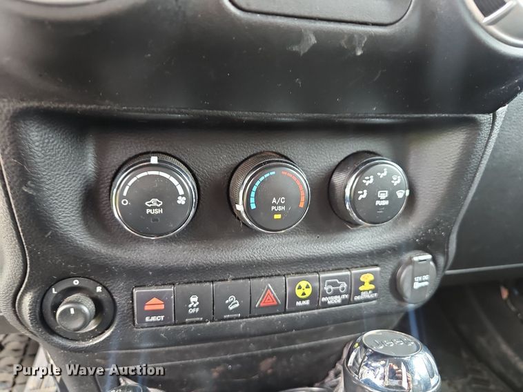 image for item EJ5485 2013 Jeep Wrangler  SUV