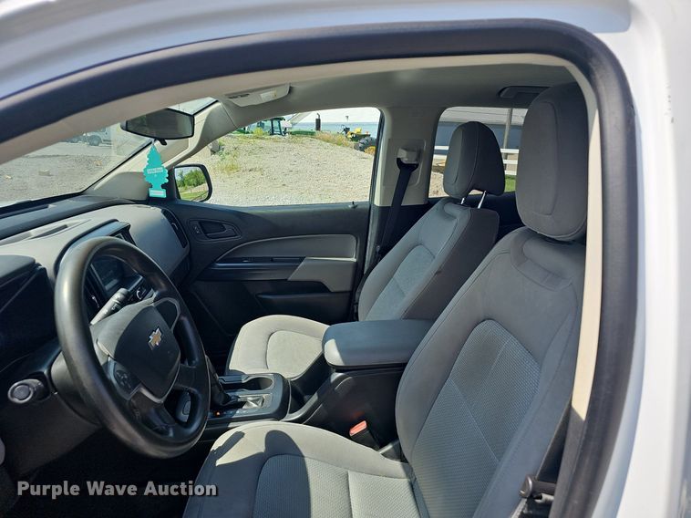 image for item EJ5486 2018 Chevrolet  Colorado  Crew Cab pickup truck