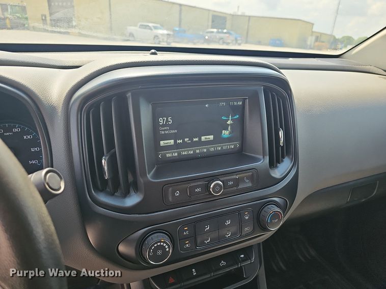 image for item EJ5486 2018 Chevrolet  Colorado  Crew Cab pickup truck