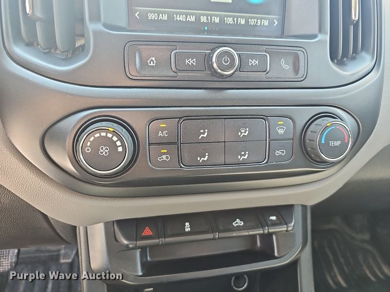 image for item EJ5486 2018 Chevrolet  Colorado  Crew Cab pickup truck