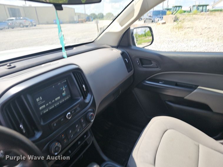 image for item EJ5486 2018 Chevrolet  Colorado  Crew Cab pickup truck