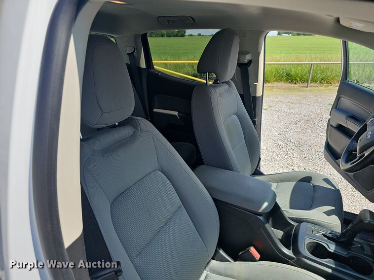 image for item EJ5486 2018 Chevrolet  Colorado  Crew Cab pickup truck