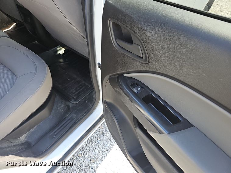 image for item EJ5486 2018 Chevrolet  Colorado  Crew Cab pickup truck