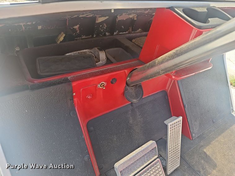 image for item EJ5501 Yahmaha golf cart