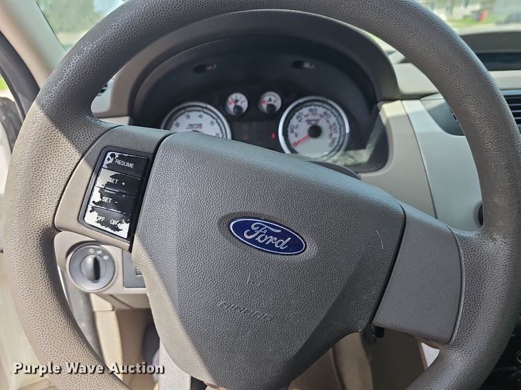 image for item EJ5518 2009 Ford Focus SE 