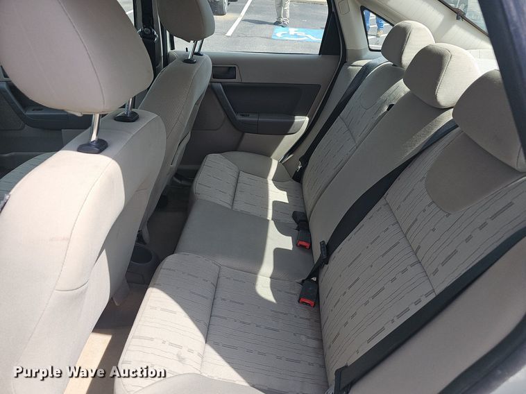 image for item EJ5518 2009 Ford Focus SE 