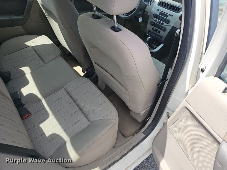 image for item EJ5518 2009 Ford Focus SE 