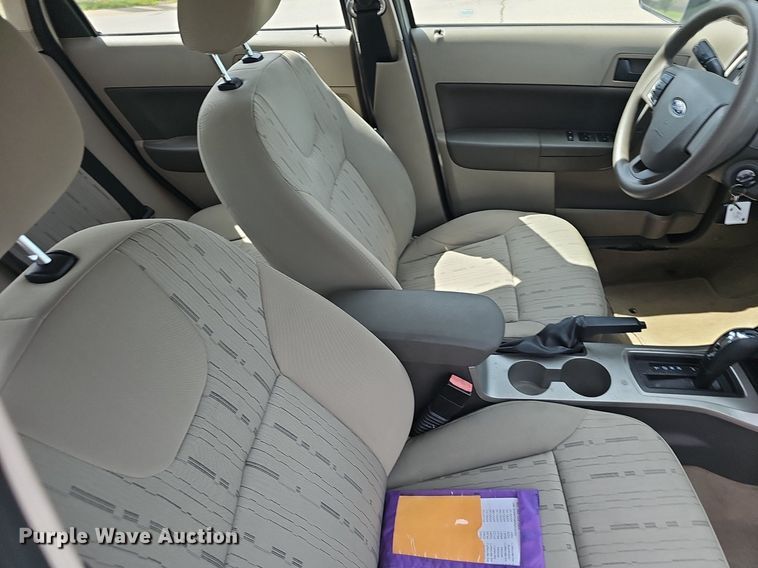 image for item EJ5518 2009 Ford Focus SE 