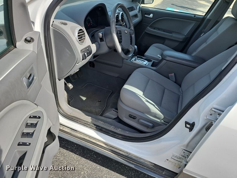 image for item EJ5538 2007 Ford  Freestyle SEL SUV