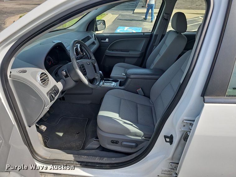 image for item EJ5538 2007 Ford  Freestyle SEL SUV