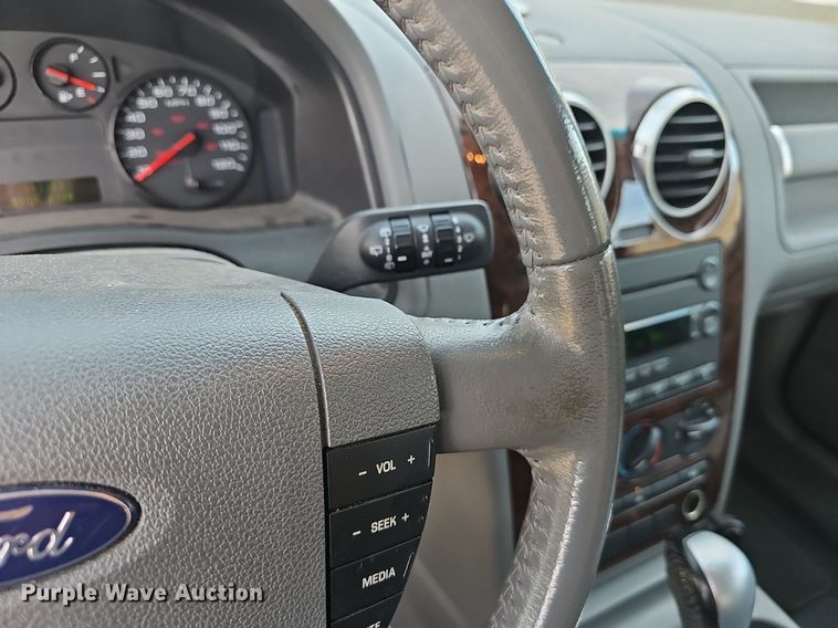 image for item EJ5538 2007 Ford  Freestyle SEL SUV