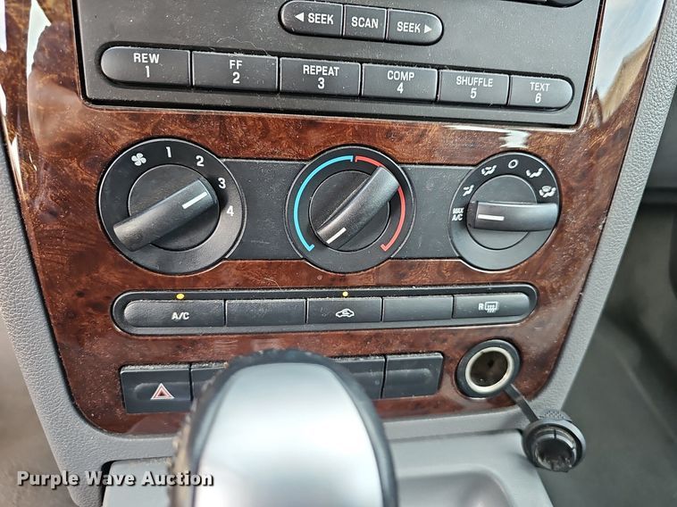 image for item EJ5538 2007 Ford  Freestyle SEL SUV