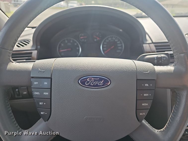 image for item EJ5539 2005 Ford Five Hundred SEL 