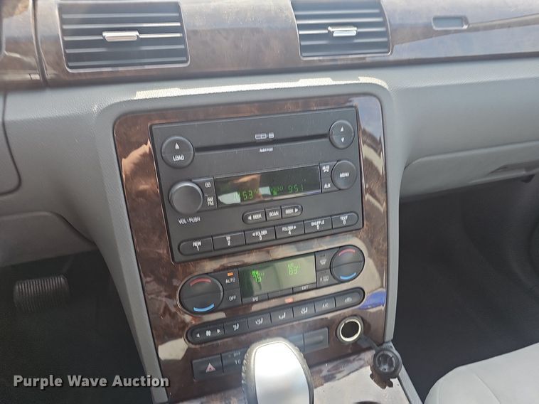 image for item EJ5539 2005 Ford Five Hundred SEL 