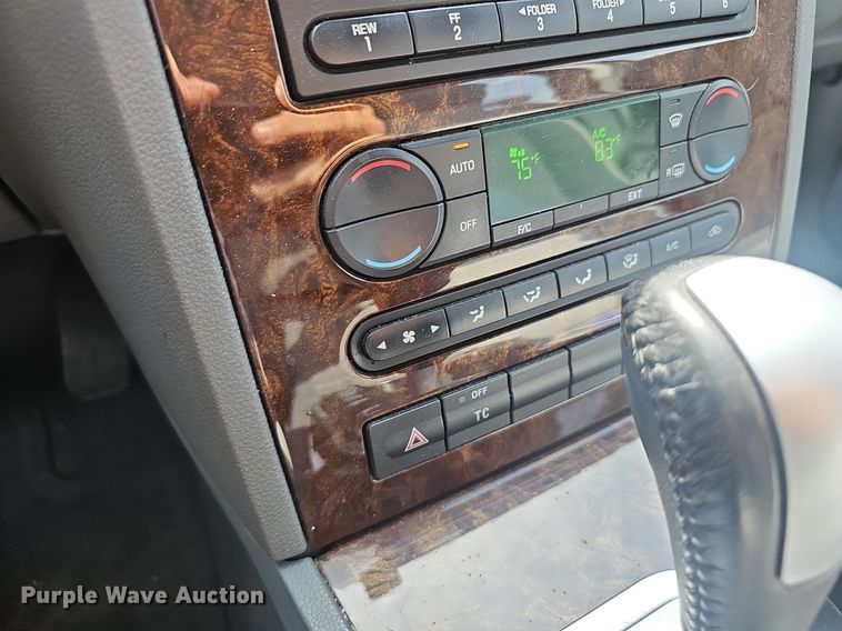 image for item EJ5539 2005 Ford Five Hundred SEL 