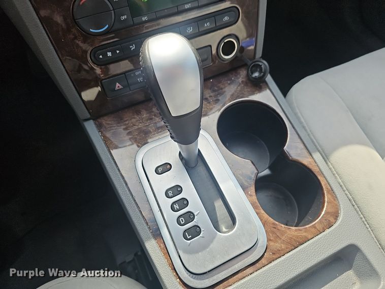 image for item EJ5539 2005 Ford Five Hundred SEL 