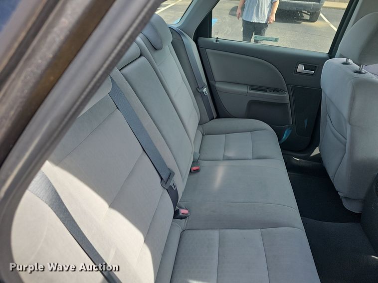 image for item EJ5539 2005 Ford Five Hundred SEL 