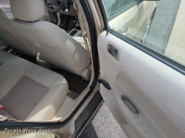 image for item EJ5541 2006 Chevrolet  Cobalt LS 