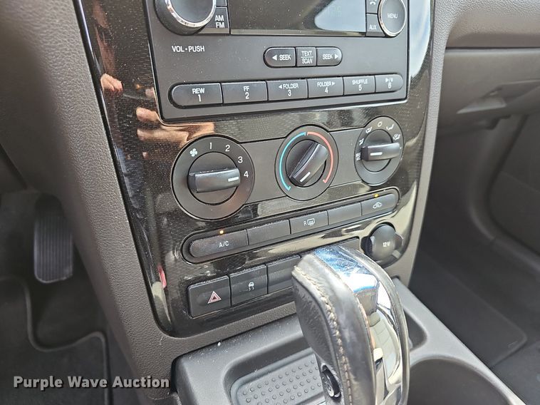 image for item EJ5543 2008 Ford  Taurus X SEL SUV