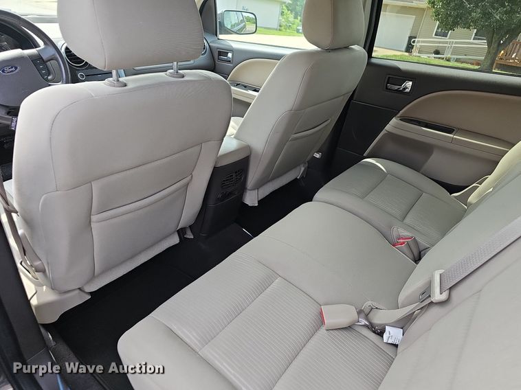 image for item EJ5543 2008 Ford  Taurus X SEL SUV