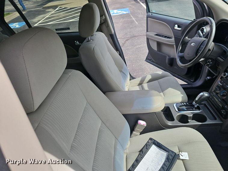 image for item EJ5543 2008 Ford  Taurus X SEL SUV