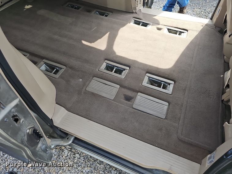 image for item EJ5545 2002 Ford Windstar LX van