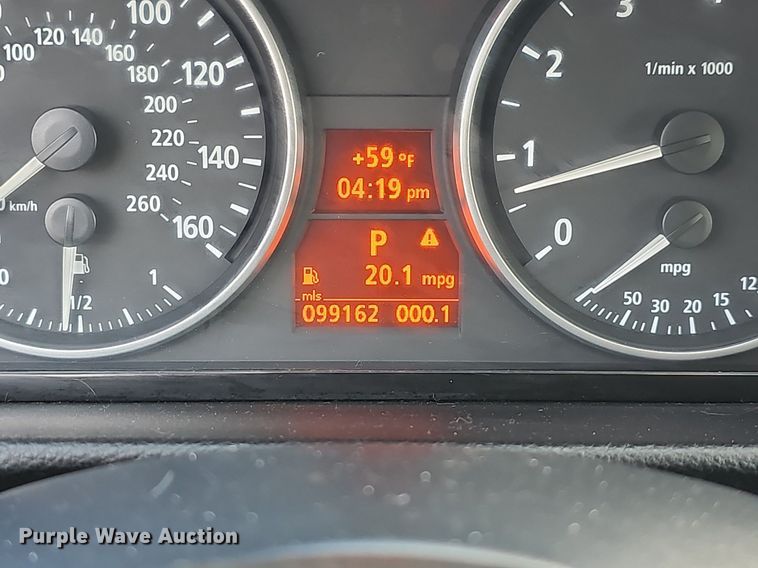 image for item EJ6302 2006 BMW  330xi 