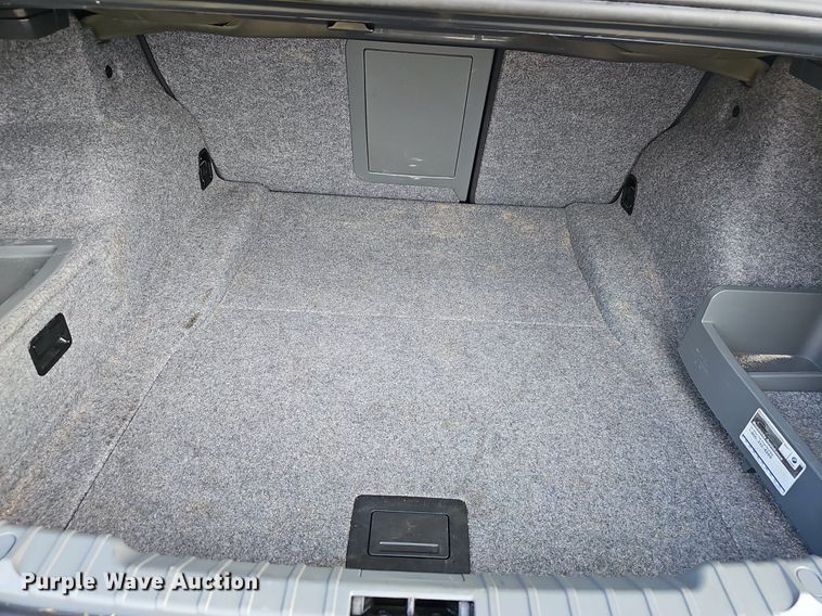 image for item EJ6302 2006 BMW  330xi 