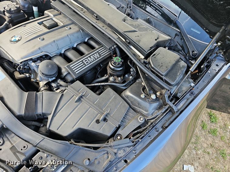 image for item EJ6302 2006 BMW  330xi 