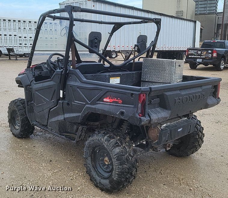 image for item EJ7980 2020 Honda Pioneer 1000 utility vehicle