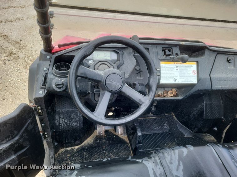 image for item EJ7980 2020 Honda Pioneer 1000 utility vehicle