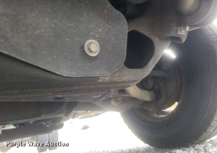 image for item EJ7985 2015 Chevrolet Express G4500 van cab and chassis