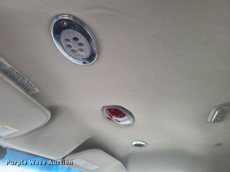 image for item EJ7985 2015 Chevrolet Express G4500 van cab and chassis