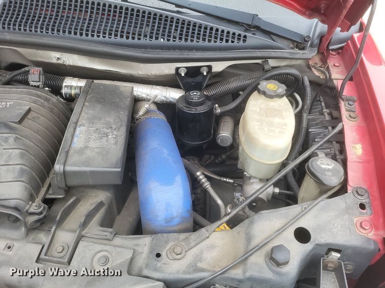 image for item EJ7985 2015 Chevrolet Express G4500 van cab and chassis