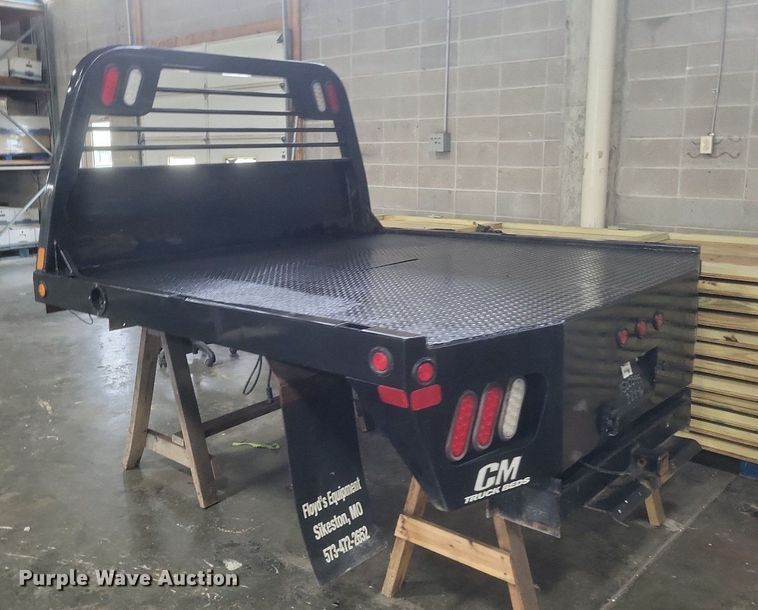 image for item EJ7989 CM 1500399 flatbed