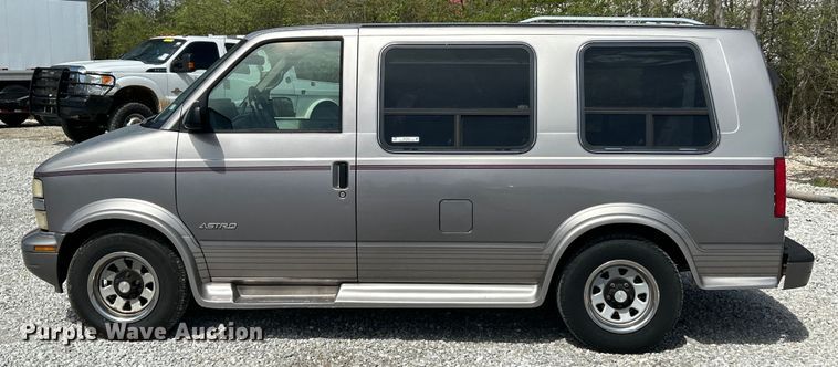 image for item EK4420 1995 Chevrolet Astro van