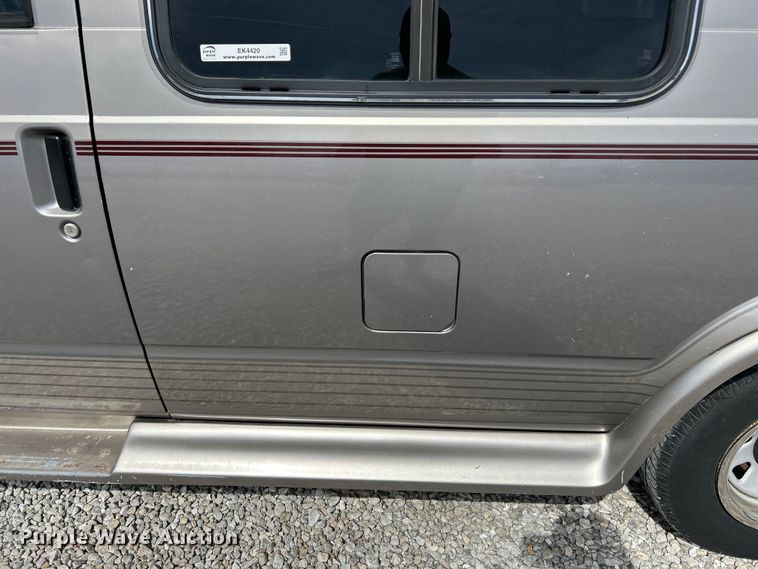 image for item EK4420 1995 Chevrolet Astro van