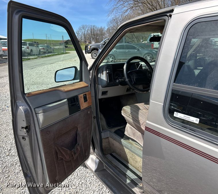 image for item EK4420 1995 Chevrolet Astro van