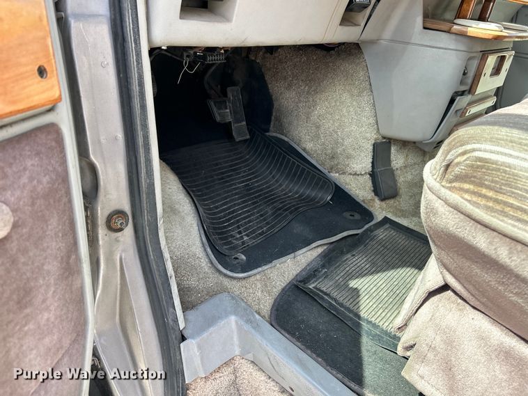 image for item EK4420 1995 Chevrolet Astro van
