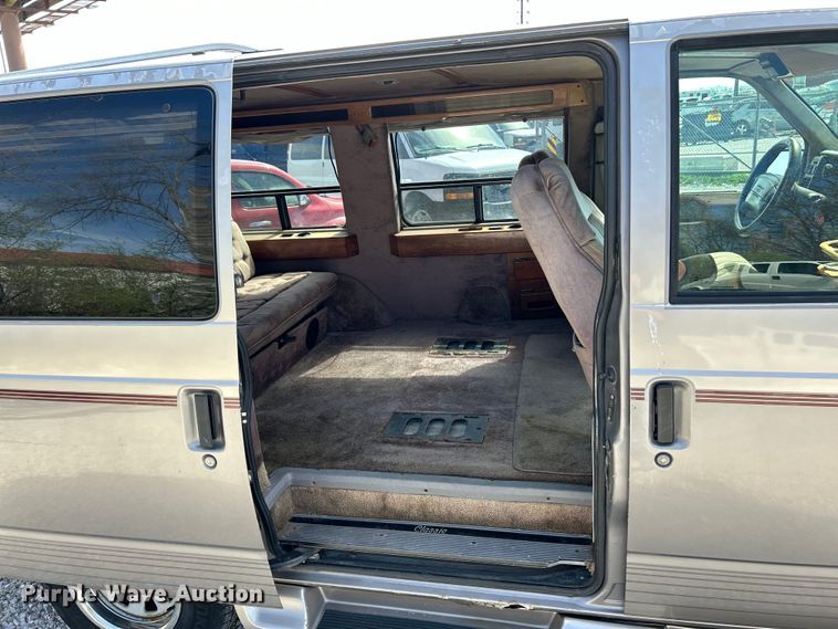 image for item EK4420 1995 Chevrolet Astro van