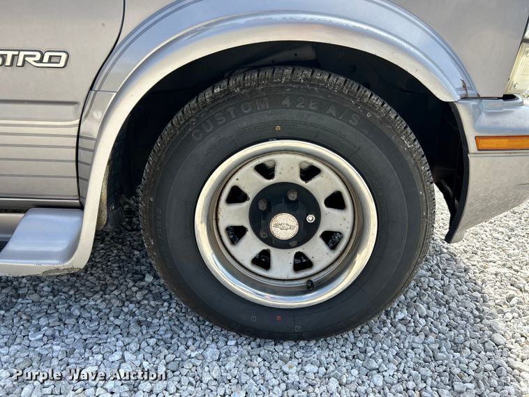 image for item EK4420 1995 Chevrolet Astro van