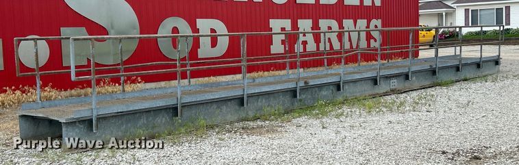 image for item EK4609 Catwalk