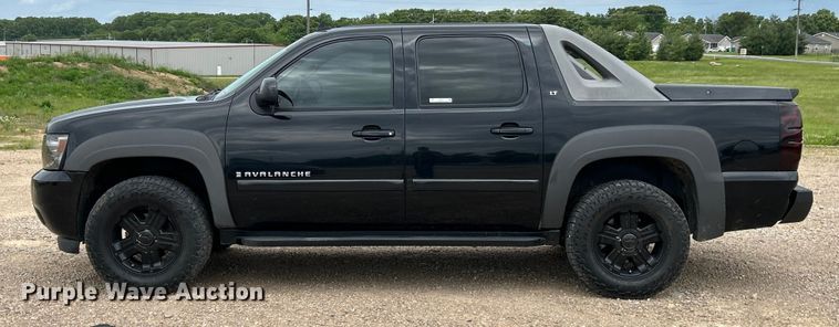image for item EK4641 2008 Chevrolet Avalanche LT Crew Cab pickup truck