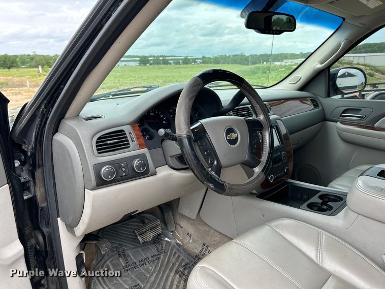 image for item EK4641 2008 Chevrolet Avalanche LT Crew Cab pickup truck